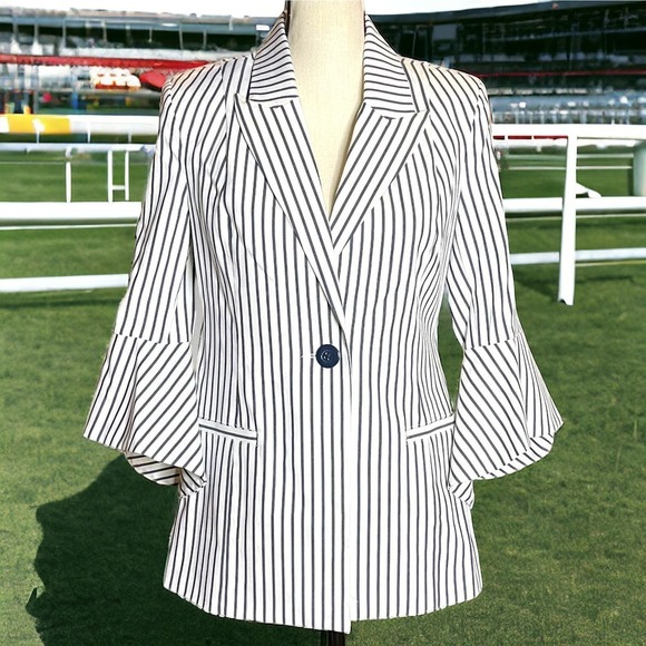 Cabi Women’s Blazer Jacket 3/4 Bell Sleeve Navy White Stripe Size 4 Horses Derby - Picture 1 of 12